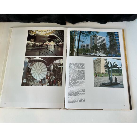 Vintage 1989 Moscow Moskau Hardcover Photo Album First English Translation - Picture 10 of 13